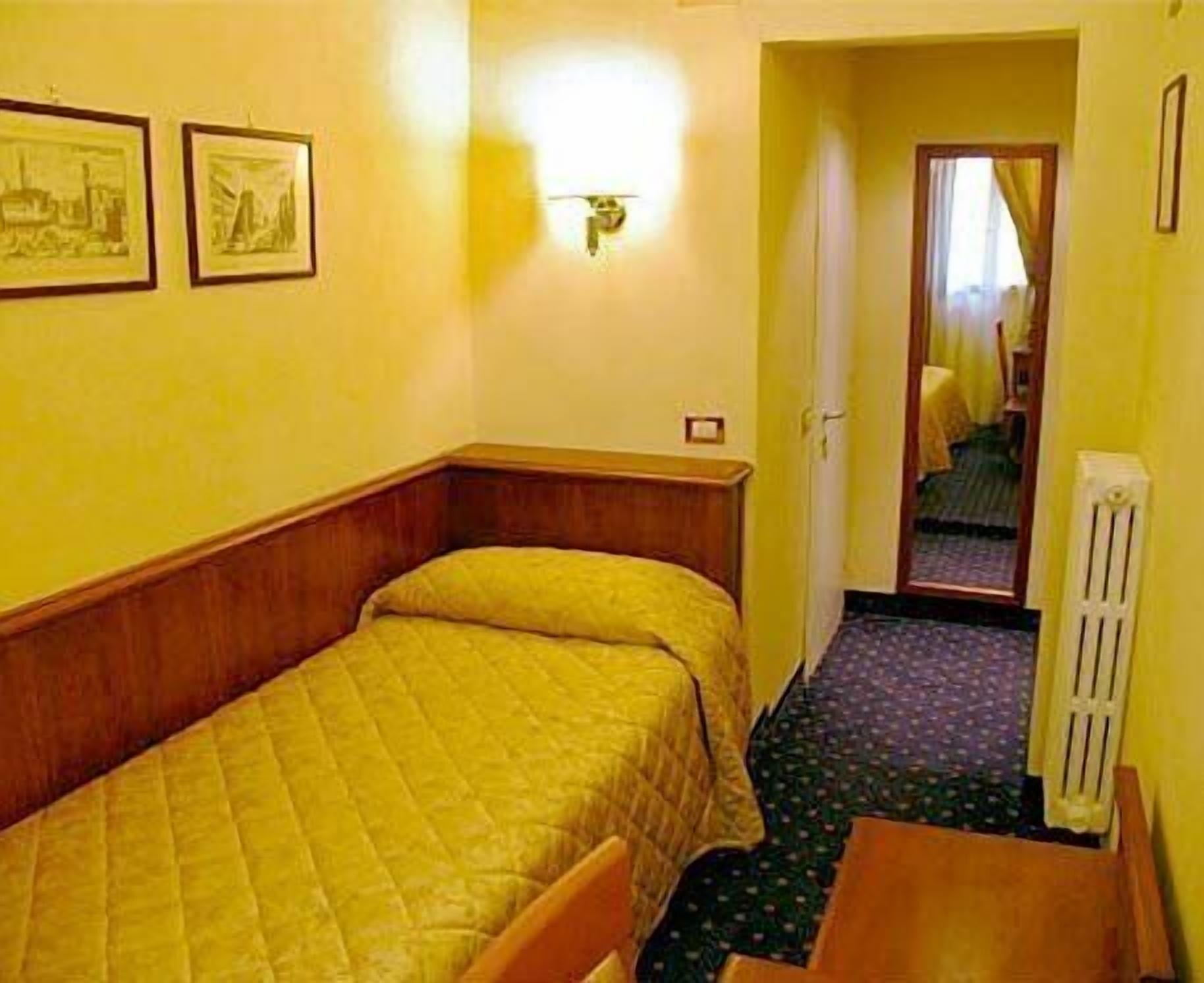 Hotel Arizona Florencia